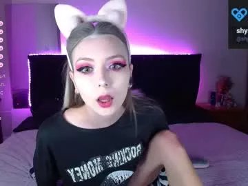 Freechat shysweetrish on Chaturbate
