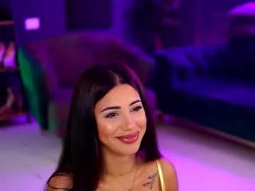 Freechat siennaruh on Chaturbate