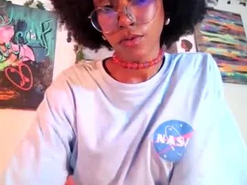 Freechat silverosequeen on Chaturbate