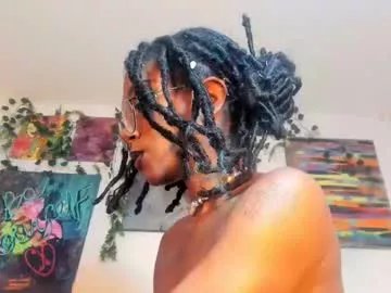 Freechat silverosequeen on Chaturbate