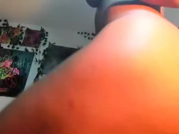 Freechat silverosequeen on Chaturbate