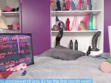 Freechat siswet19 on Chaturbate