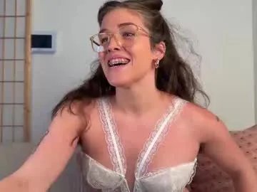 Freechat sofftrose on Chaturbate