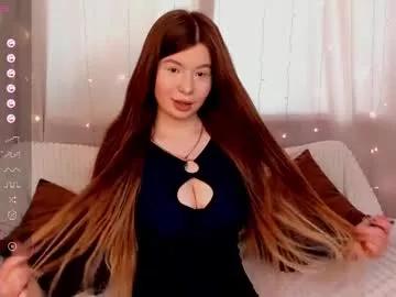Away sofiyamil on Chaturbate