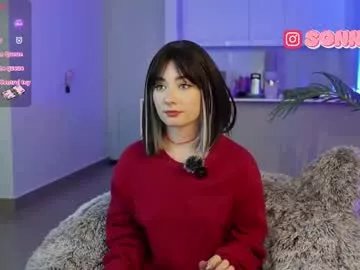 sonnie_mami on Chaturbate