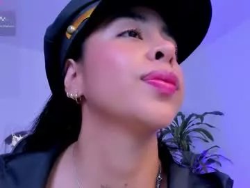 Freechat sophierooy on Chaturbate