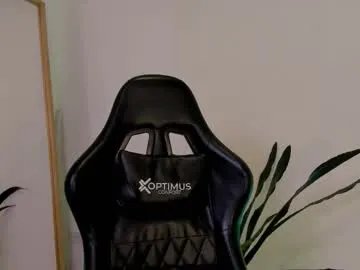 Private sussyprice on Chaturbate