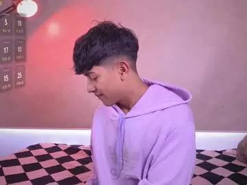 Freechat teobrowny_ on Chaturbate