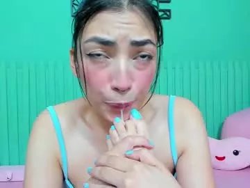 Freechat thailycherry on Chaturbate