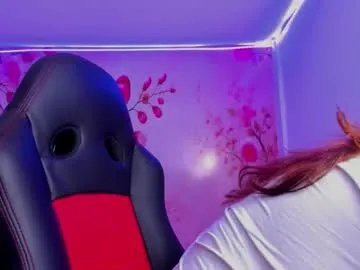 Freechat thais_waldrof on Chaturbate