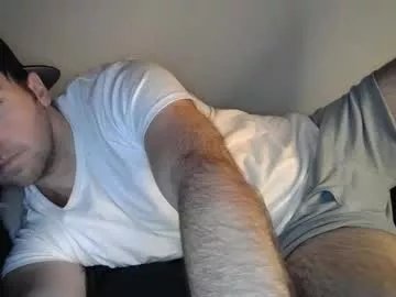 Freechat theetwohander on Chaturbate