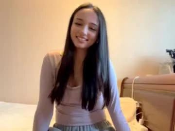 tressamarshbanks — Goal: Show my legs, caress them Heeey everyone, my name is Sofia im new  here, ome in and let's get to know each other #shy #18 #new #young #blonde [0 tokens remaining]