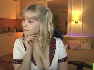 Freechat twinkle_toes_ on Chaturbate