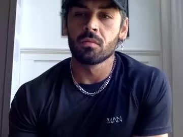 Freechat tylerjamesxxx_ on Chaturbate