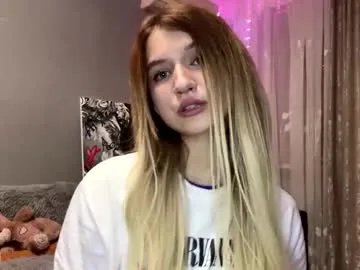 ulalittlepage — GOAL: UH Vibes 85 sec [57 tokens remaining] Hey Vikki HERE! Im #blonde a bit #shy girl here! Lets look what we can do here  #skinny #18 #cute