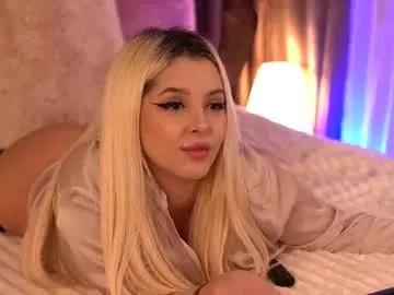 Freechat victoriamorrone on Chaturbate
