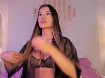 Freechat victorianoah_ on Chaturbate