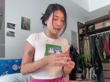 Group vietwhhore on Chaturbate