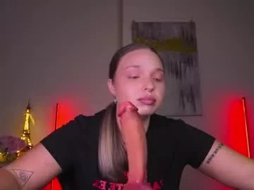 Freechat viollasinzz on Chaturbate