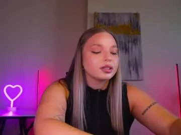 Freechat viollasinzz on Chaturbate