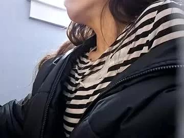 Freechat wasabibarbie on Chaturbate