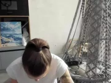 Freechat why_again_me on Chaturbate