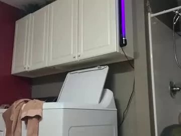 Freechat wundrsword33 on Chaturbate