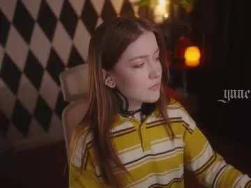 Freechat ynnenbrynn on Chaturbate