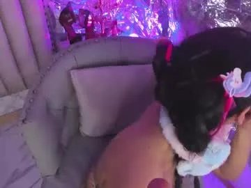 Freechat yourwishisme_val on Chaturbate