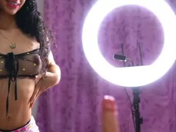 Freechat yuyi_cam on Chaturbate