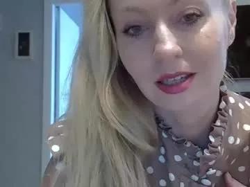 zarinaswift on Chaturbate