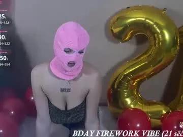 Chaturbate zoeythepinkmask is Freechat zoeythepinkmask — First stream without mask!     21tks - fav vibration! - Goal: Nipple clamps