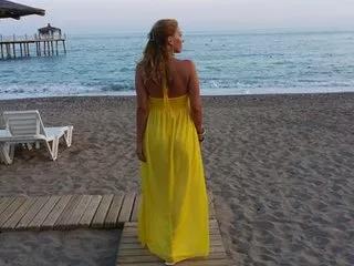 Offline blondeangel_4u2 on Streamate