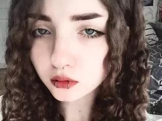 Offline CurlyRina on Streamate