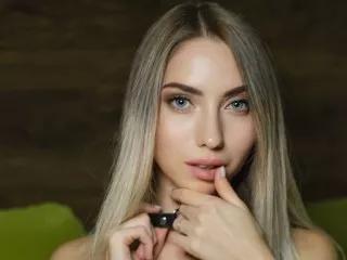 Offline favoritegirlyyx on Streamate