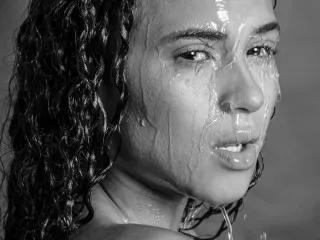 Offline Kim_Stonne on Streamate