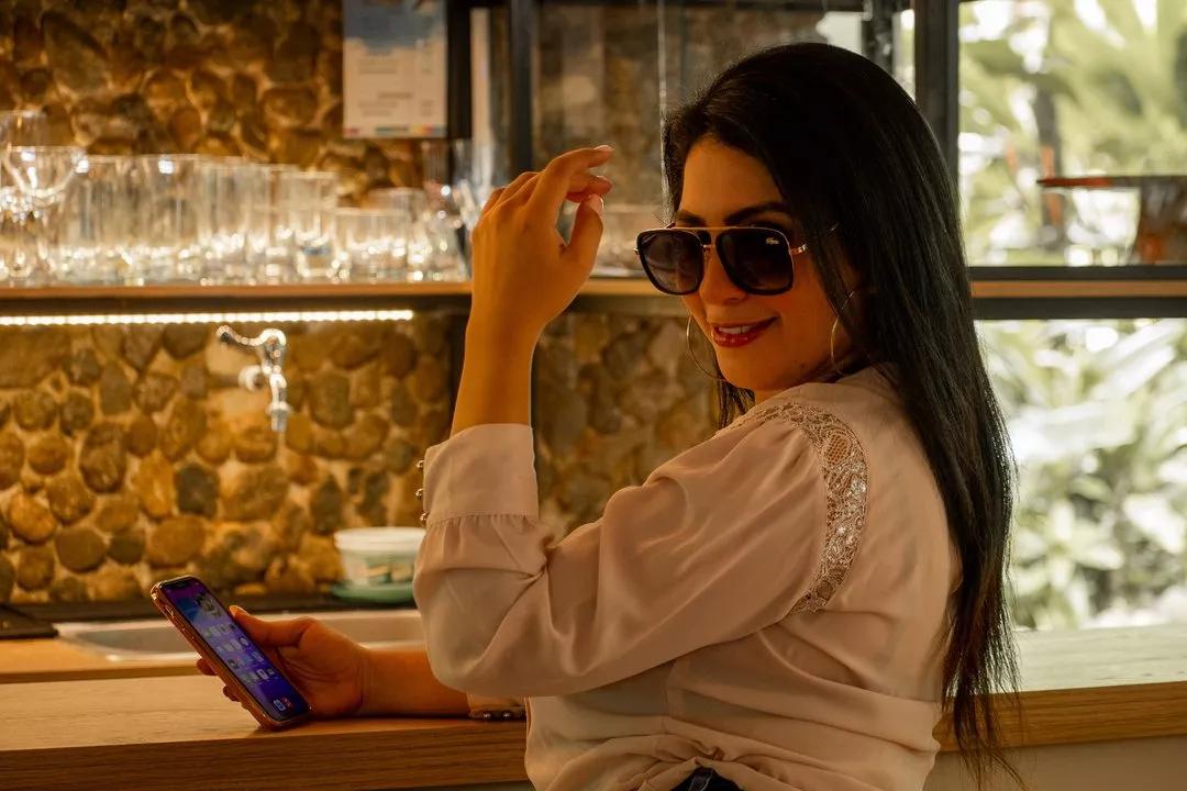 Offline LauraCastaneda on Streamate