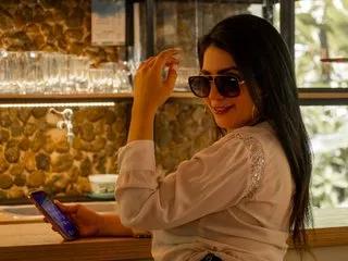 Offline LauraCastaneda on Streamate