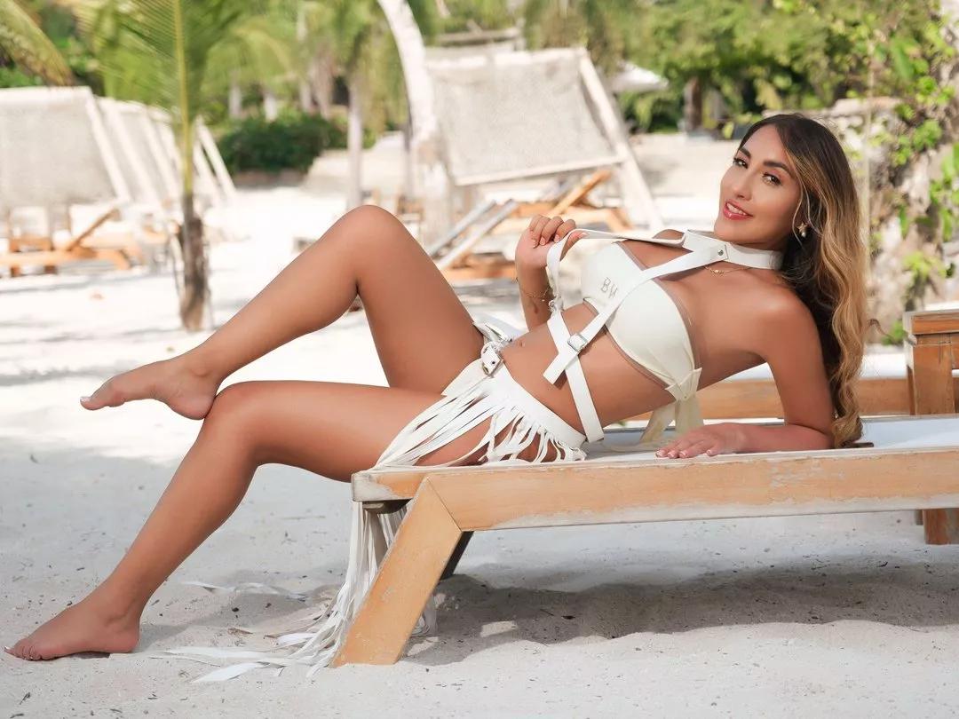 Offline MichelleNovoa on Streamate