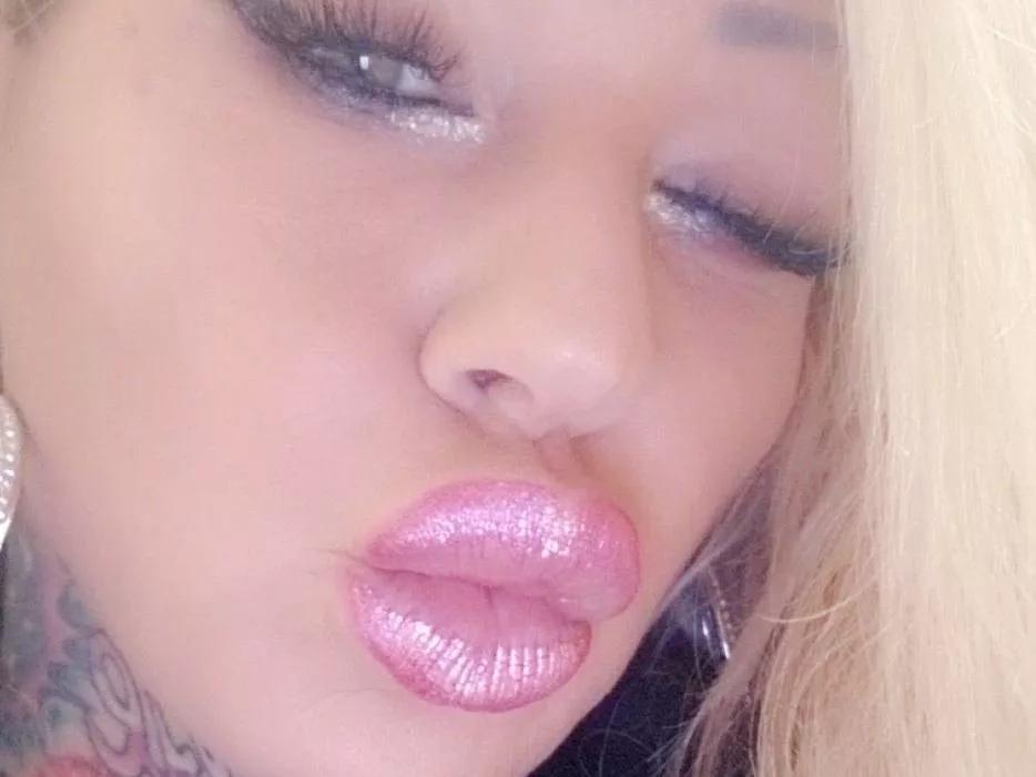 Offline PamelagunnsXXX on Streamate