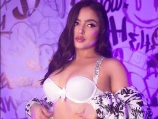 StephanieeHarlow — know how to please a man and a woman, I like to play with my body, I am much better with my butt.