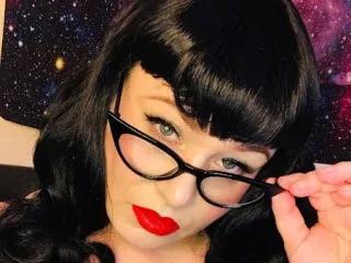 Offline TheDevineMissDeviant on Streamate