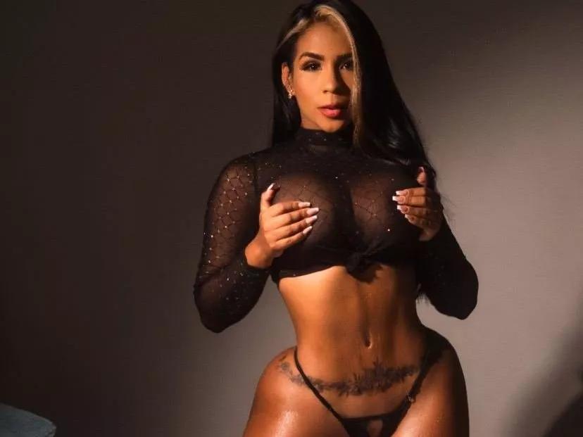 Offline Victoria_Tusher on Streamate