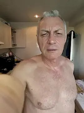 Freechat _lady_red_ on StripChat