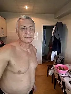 Freechat _lady_red_ on StripChat