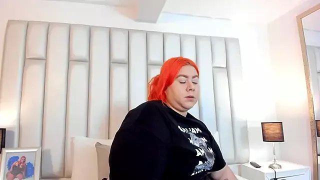 aandreaperez on StripChat