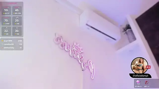 Addison_baker on StripChat 