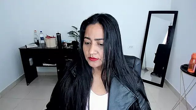 Adele_Sweett on StripChat