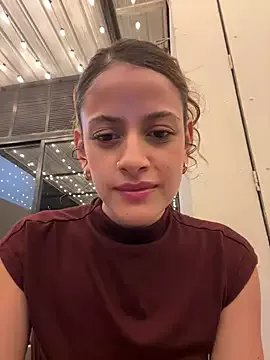 alana15 on StripChat 