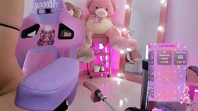 Freechat alessandrathedoll on StripChat